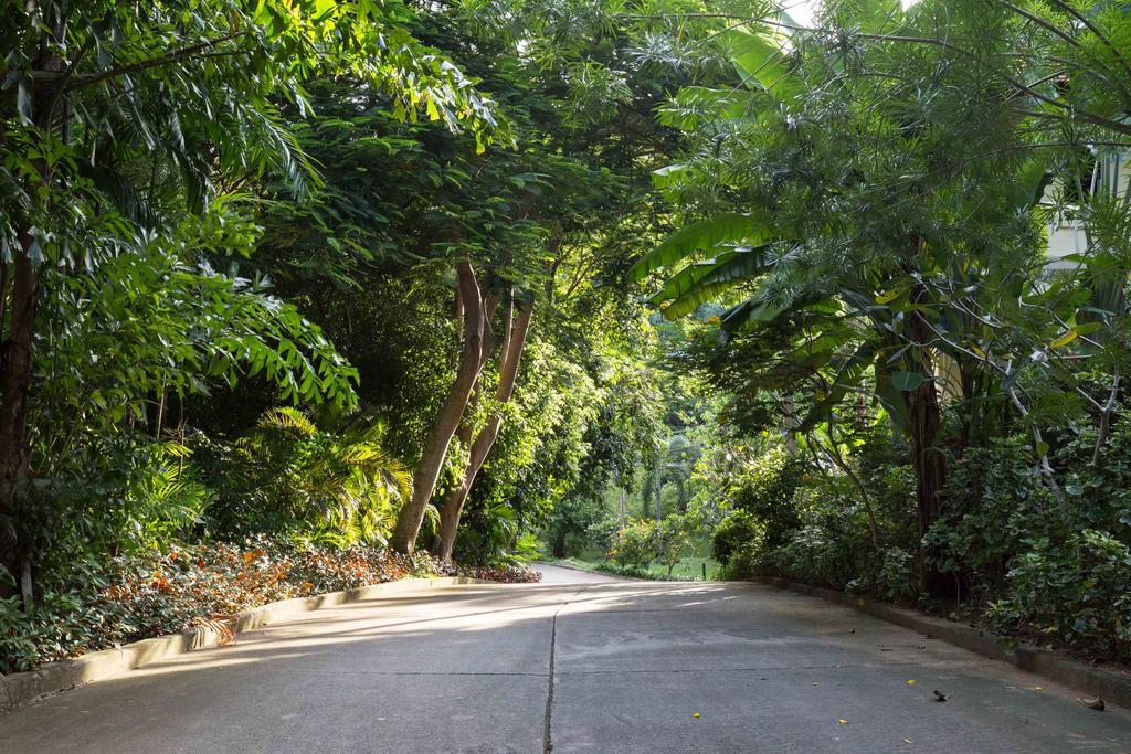 Nai Harn Baan-Bua Villas エクステリア 写真